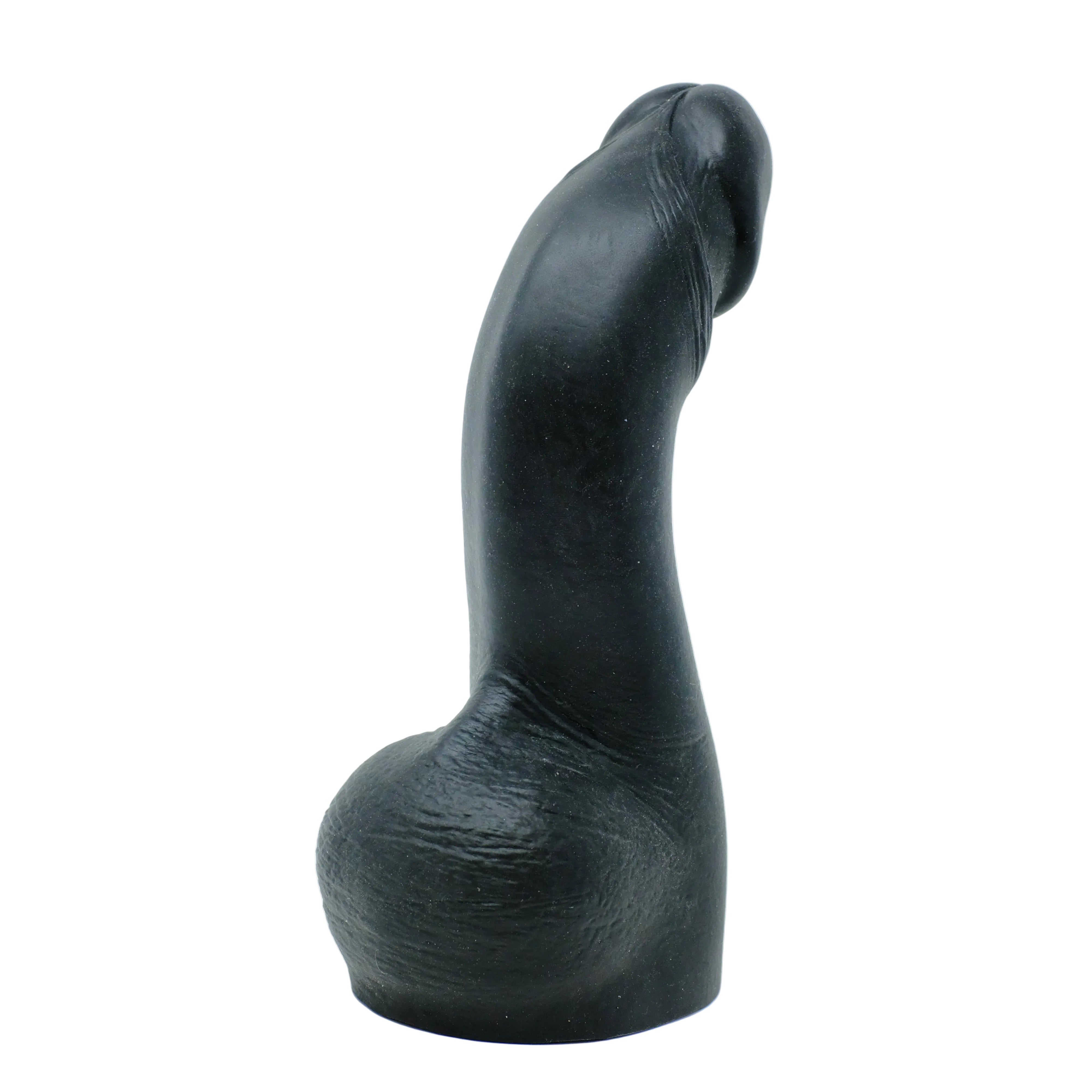 Angus in Black, showing the underside of the shaft and balls.