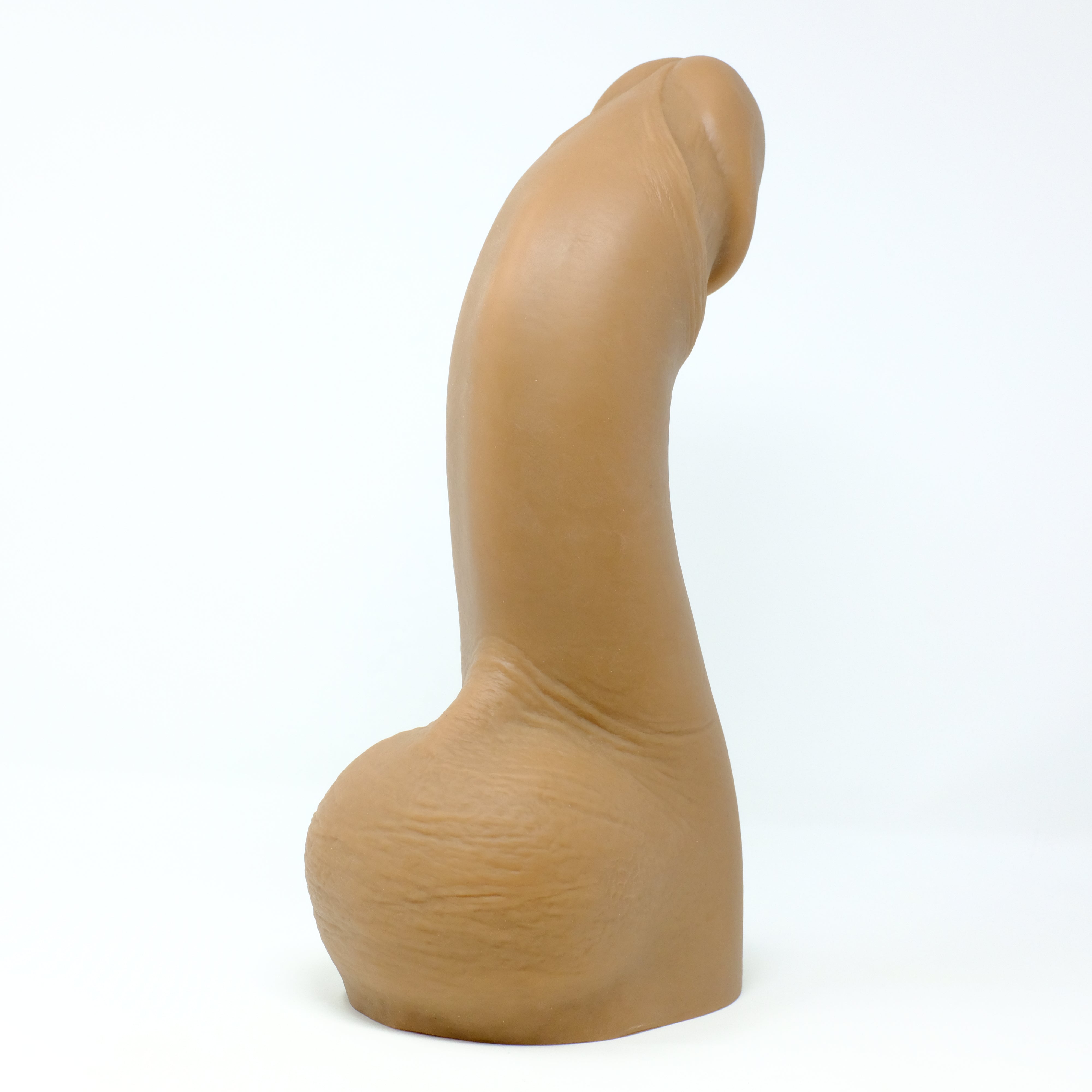 Angus in Honey Bronze, showing the underside of the shaft and balls.