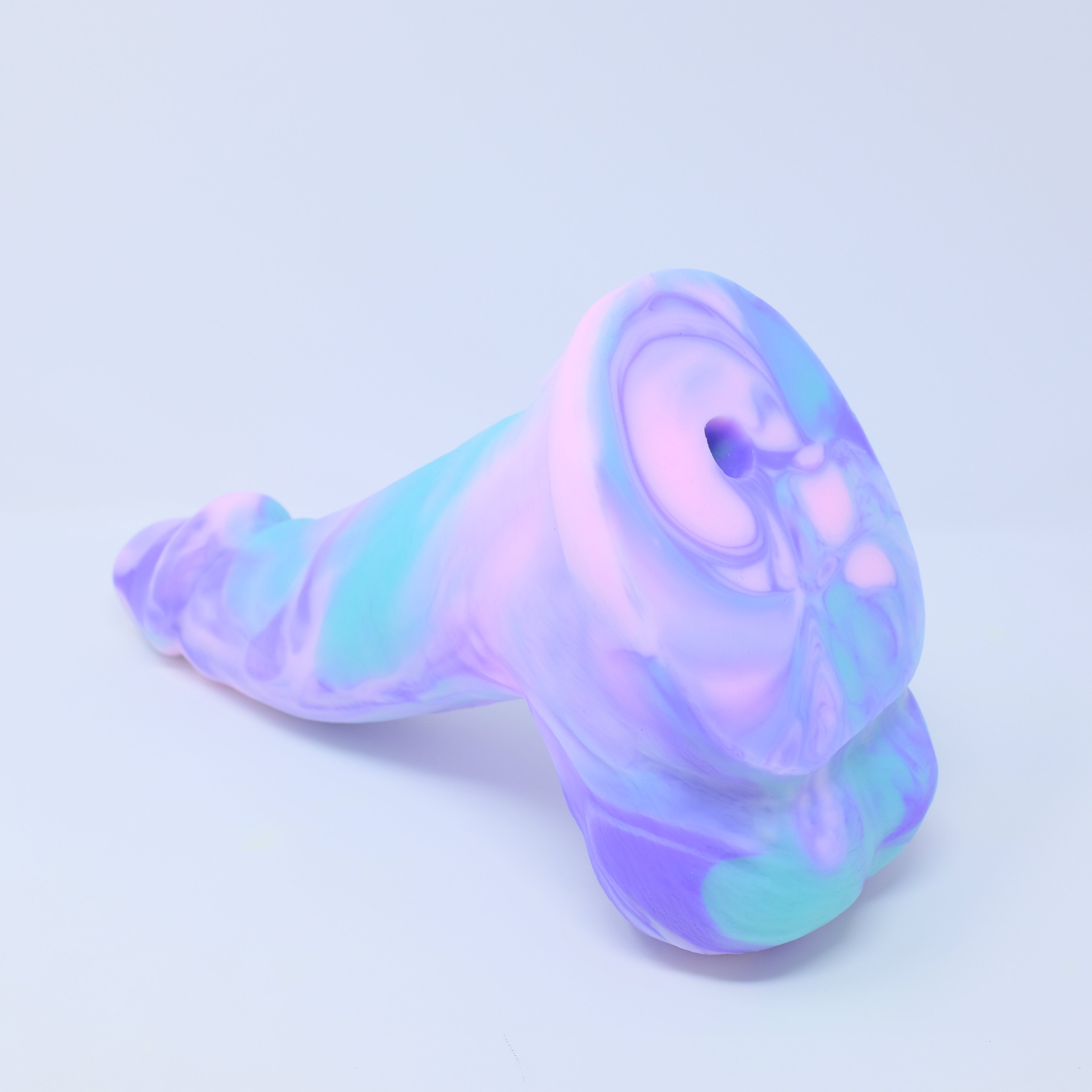 Base of Posh Boy, showing the vac-u-lock compatible hole.