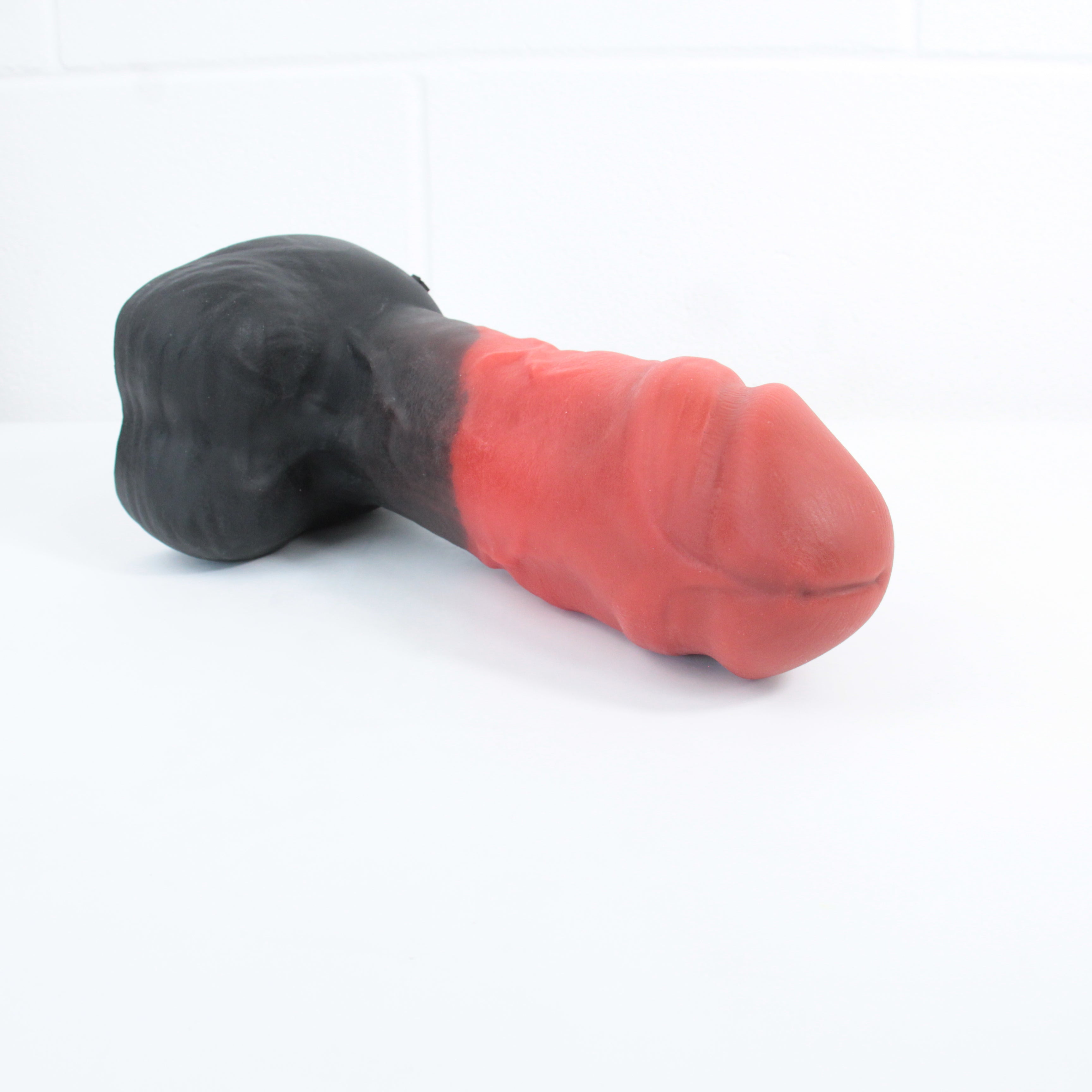 ESSEX GEEZER Platinum Silicone Dildo