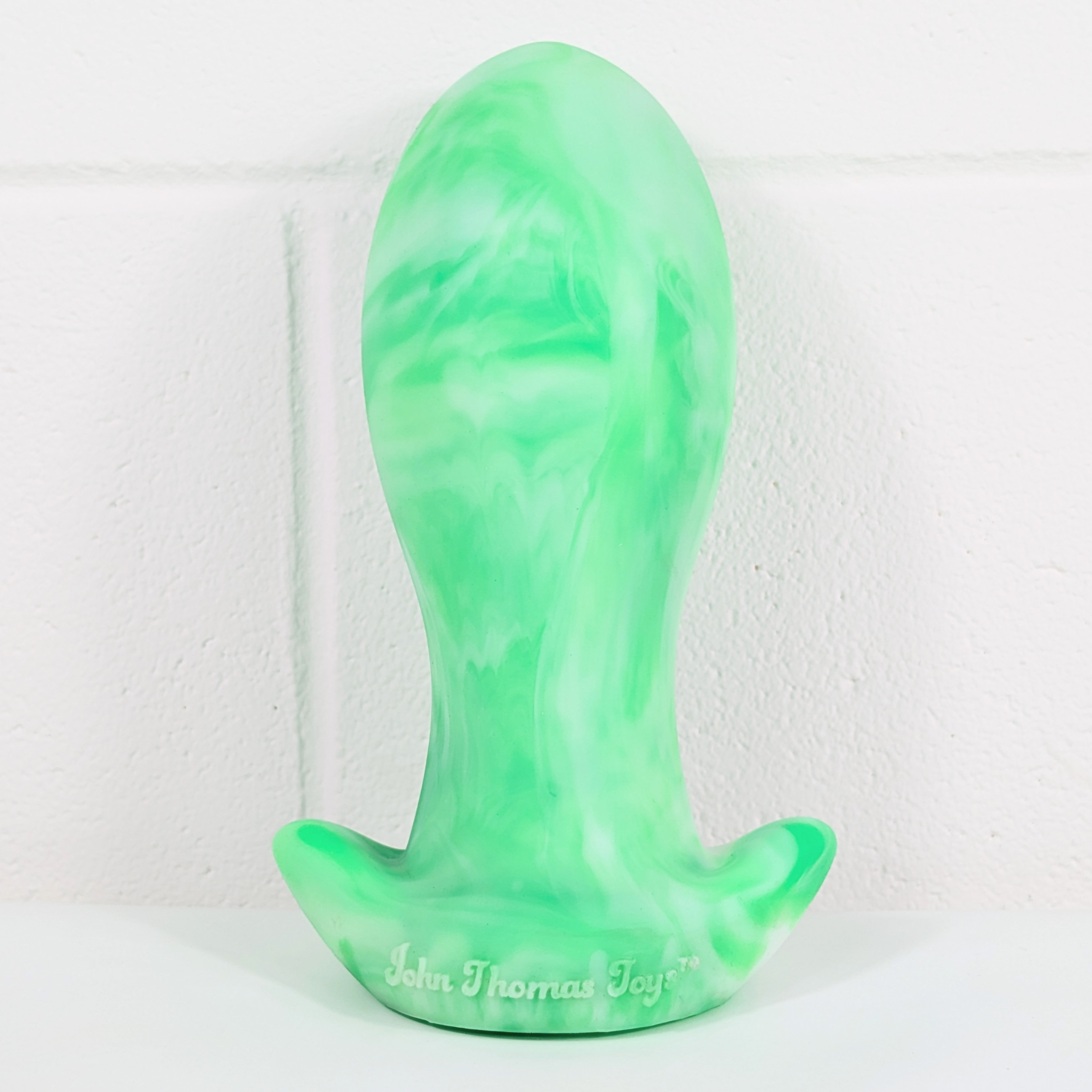 BUM PLEASER Platinum Silicone Butt Plug