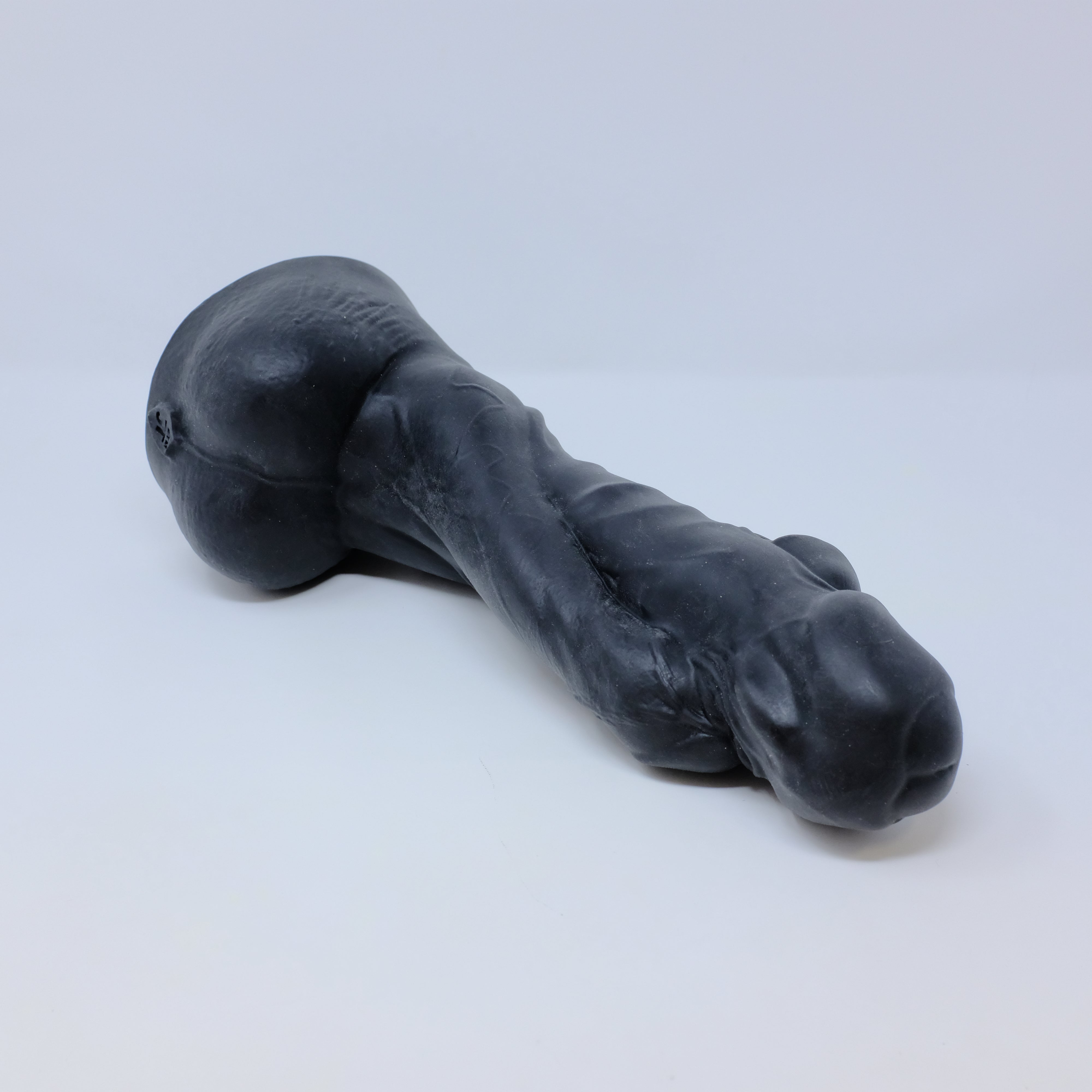 GREEDY FILLER - Platinum Silicone Dildo