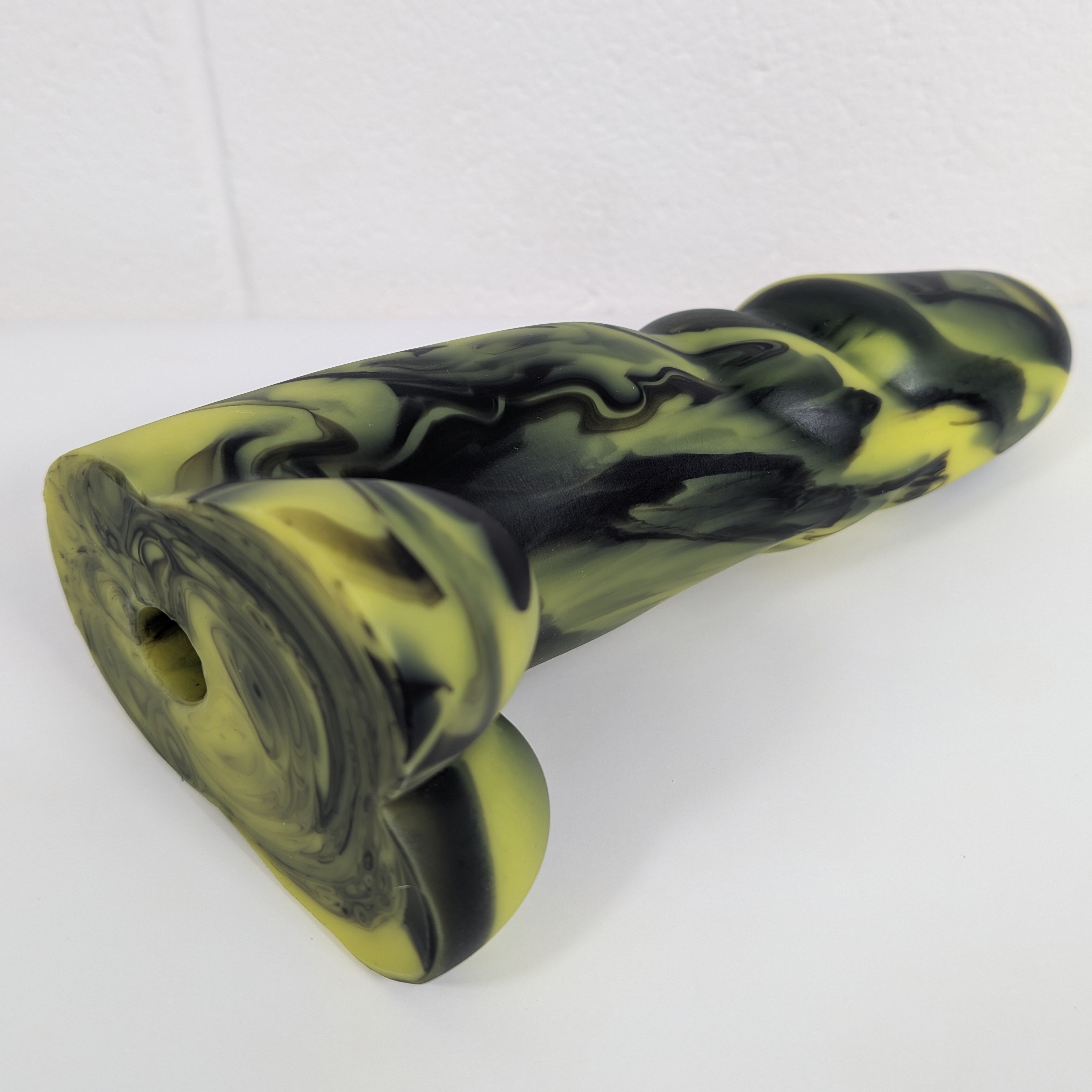 GANGSTA Platinum Silicone Dildo