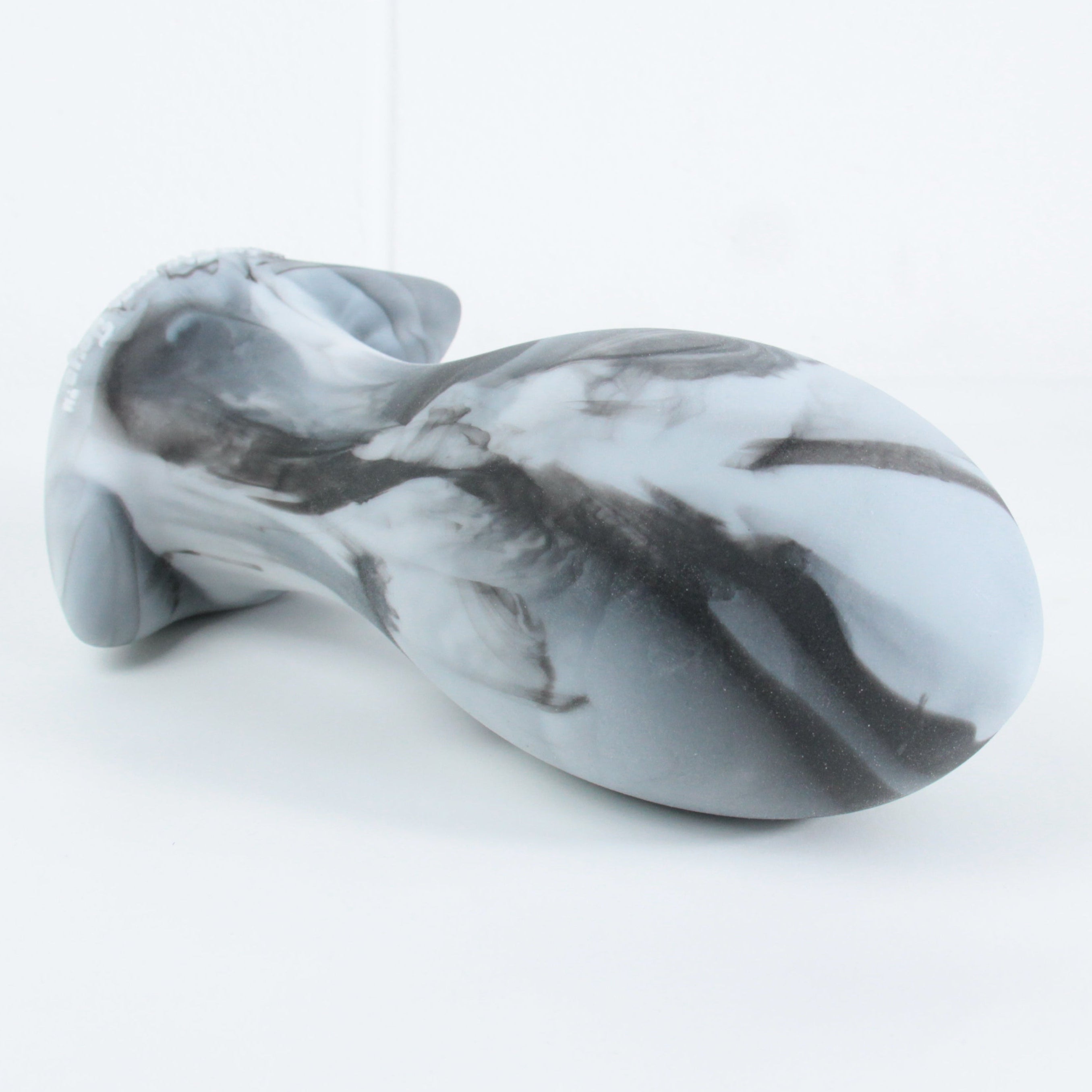 BUM PLEASER Platinum Silicone Butt Plug